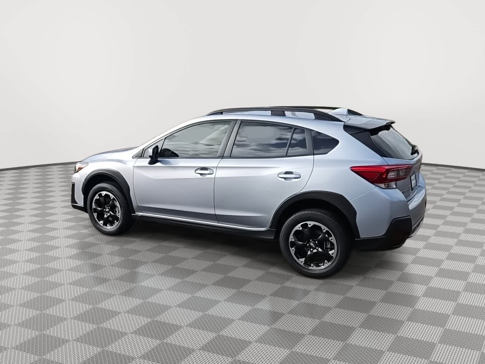 Used 2023 Subaru Crosstrek 2.0i Premium AWD/4WD image 6