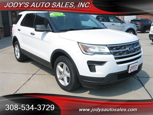Used 2018 Ford Explorer 4WD image 1