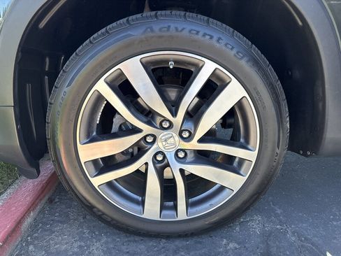 Used 2016 Honda Pilot Touring image 20