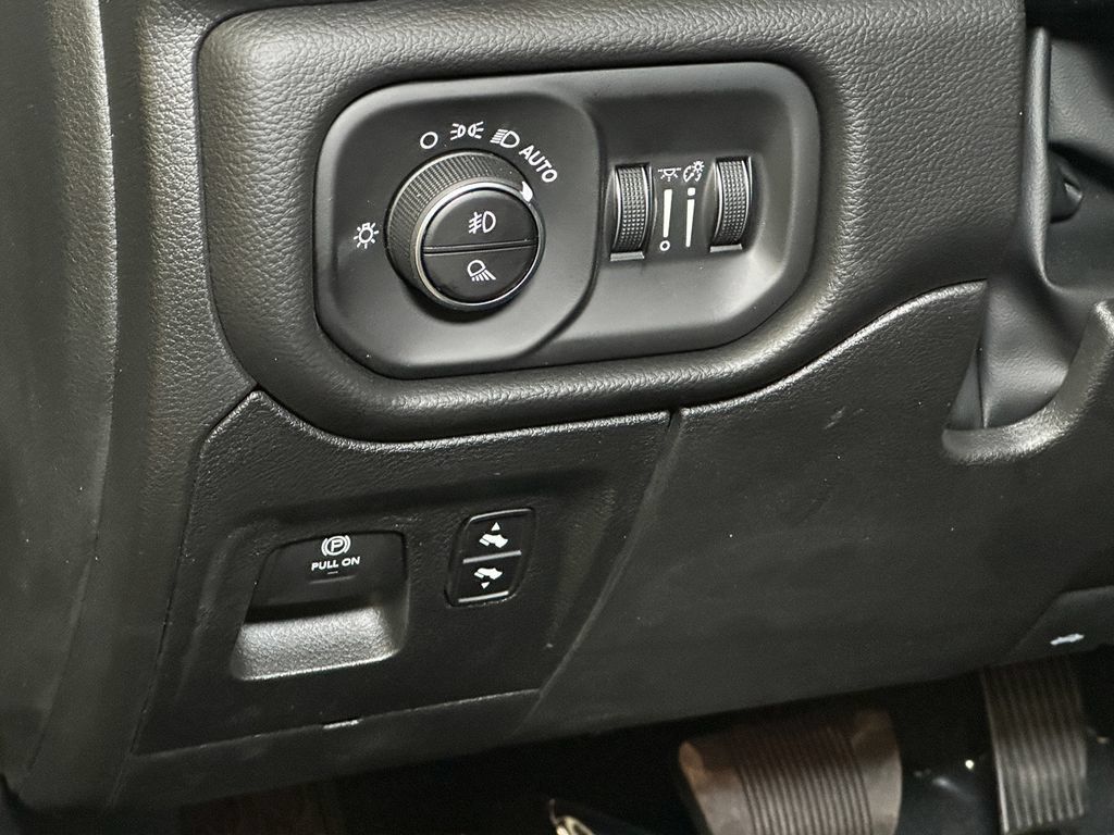 New 2026 RAM 1500 Big Horn AWD/4WD image 18