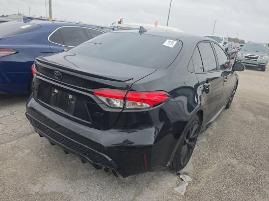 Used 2021 Toyota Corolla SE FWD image 4