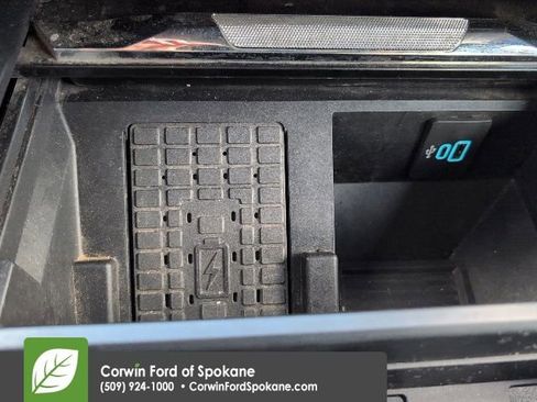 Used 2024 Ford F350 Lariat w/ Sport Appearance Package image 21