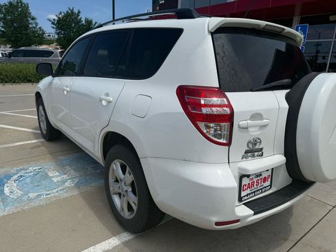Used 2011 Toyota RAV4 4WD w/ Upgrade Value Pkg image 8
