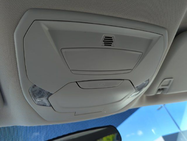 Used 2016 Ford Escape SE w/ Equipment Group 201A FWD image 32