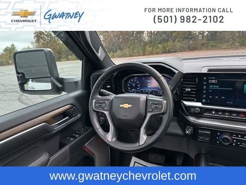 Used 2024 Chevrolet Silverado 2500 High Country w/ High Country Premium Package image 31