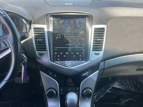 Used 2012 Chevrolet Cruze LT w/ RS Package FWD image 14