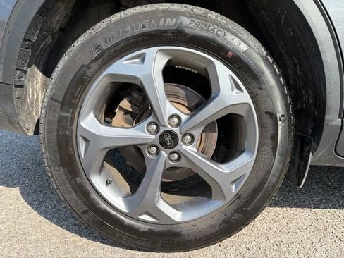 Used 2025 Ford Escape ST-Line Select AWD/4WD image 11