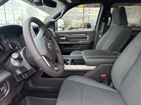 New 2026 RAM 2500 Big Horn AWD/4WD image 25