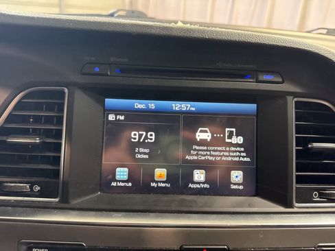 Used 2017 Hyundai Sonata SE w/ Cargo Package image 20