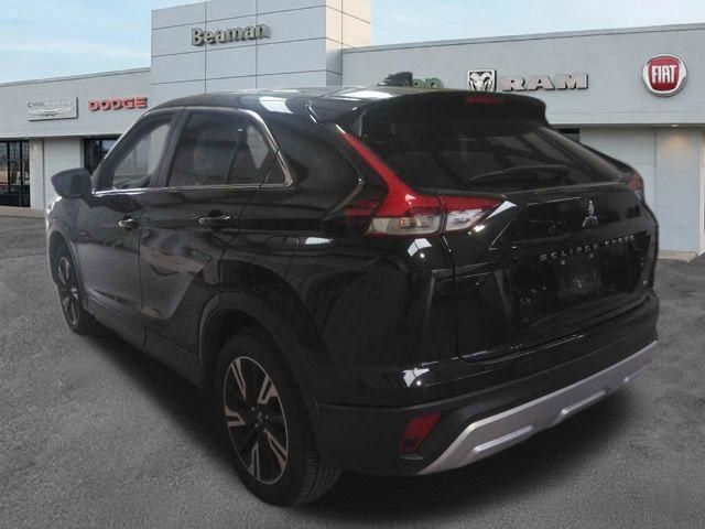 Used 2025 Mitsubishi Eclipse Cross SE AWD/4WD image 2