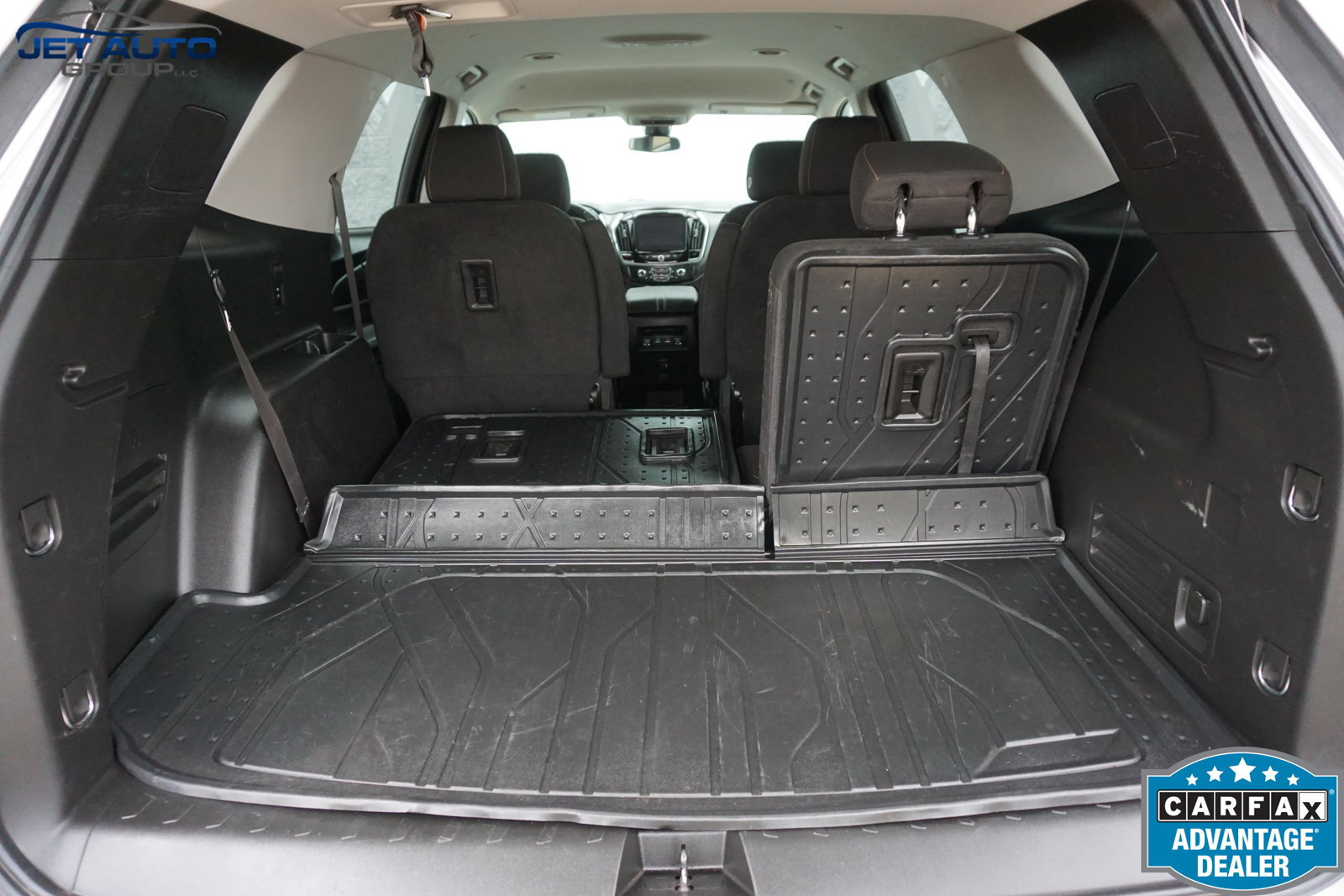 Used 2021 Chevrolet Traverse LT w/ LPO, Floor Liner Package AWD/4WD image 18