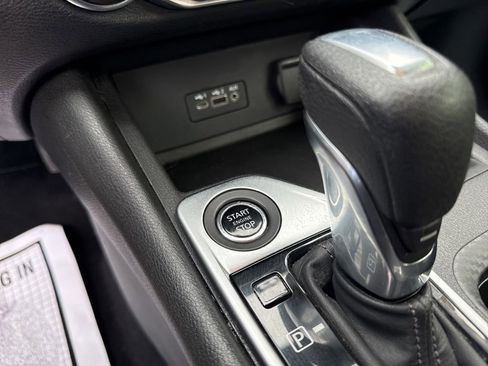 Used 2022 Nissan Sentra SV w/ All-Weather Package FWD image 32