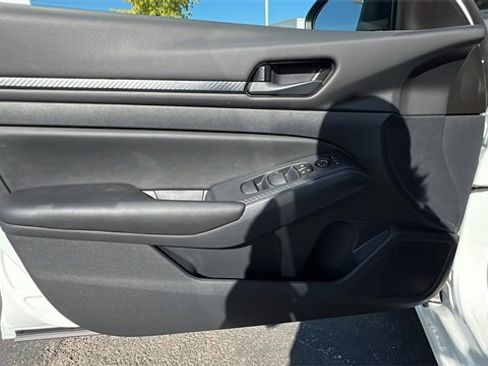 New 2025 Nissan Altima 2.5 S image 18