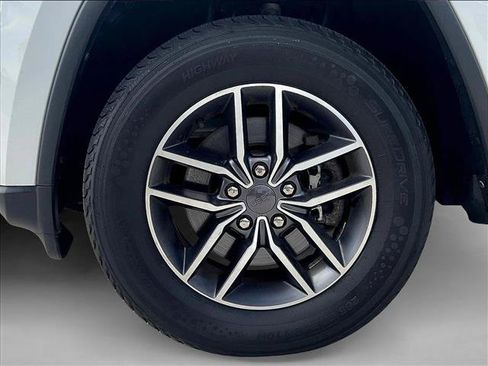 Used 2022 Jeep Grand Cherokee Limited AWD/4WD image 8