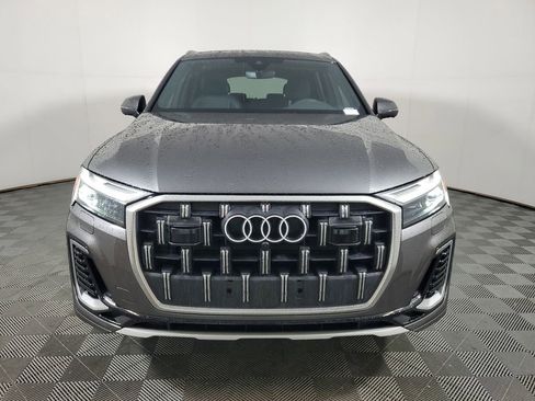 Used 2025 Audi Q7 2.0T Premium w/ Convenience Package image 2