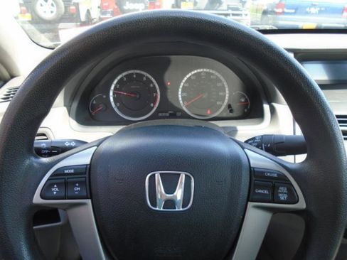Used 2009 Honda Accord LX image 14