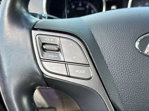 Used 2018 Hyundai Santa Fe FWD image 30