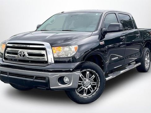 Used 2013 Toyota Tundra 2WD CrewMax w/ Tow Pkg image 2