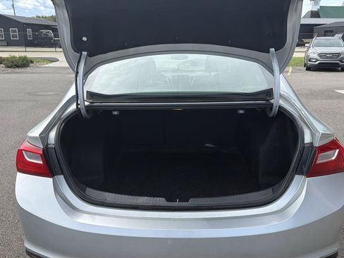 Used 2019 Chevrolet Malibu LS FWD image 17