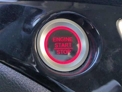 Used 2021 Honda Pilot Touring image 34