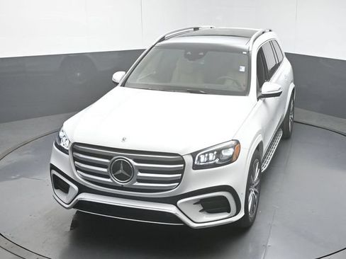 Used 2026 Mercedes-Benz GLS 450 4MATIC image 59