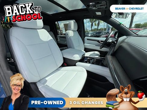 Used 2026 Chevrolet Suburban Premier w/ Sun And Tow Package RWD image 27