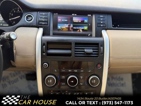 Used 2017 Land Rover Discovery Sport HSE image 26