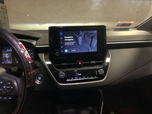 Used 2023 Toyota Corolla SE image 8