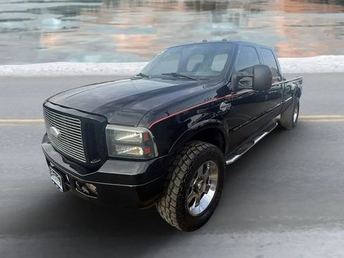 Used 2005 Ford F350 Harley-Davidson image 7