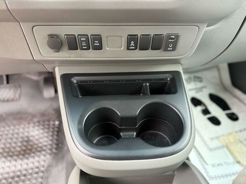 Used 2016 Nissan NV 2500 SV w/ Technology Package image 18