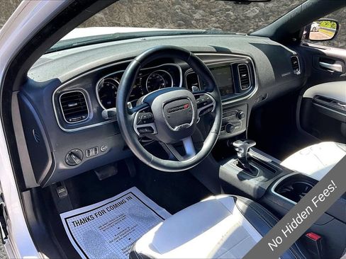 Used 2016 Dodge Charger R/T RWD image 12