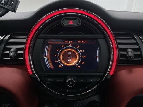 Used 2017 MINI Cooper S image 16