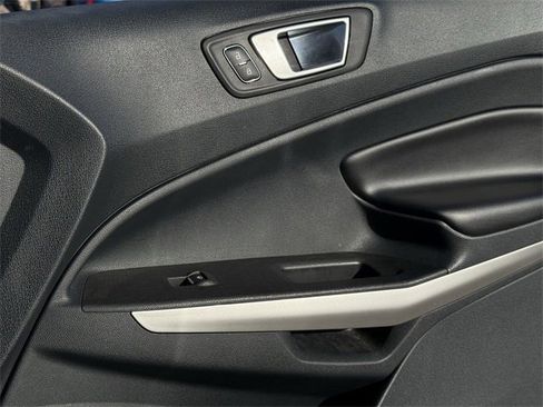 Used 2019 Ford EcoSport Titanium image 28