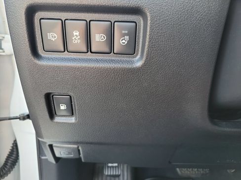 Used 2023 Lexus GX 460 w/ Black Line Special Edition AWD/4WD image 18