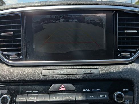 Used 2021 Kia Sportage SX image 17