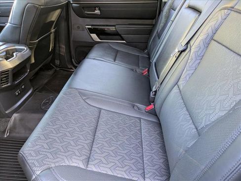 Used 2024 Toyota Tundra Limited AWD/4WD image 17