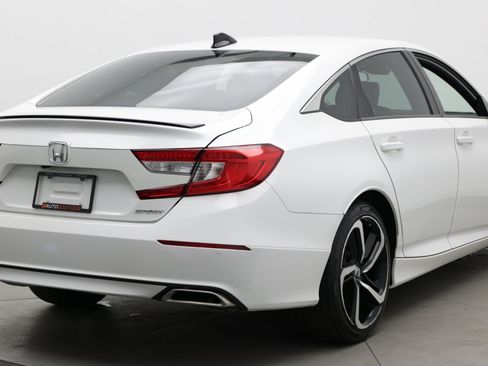 Used 2021 Honda Accord Sport image 7