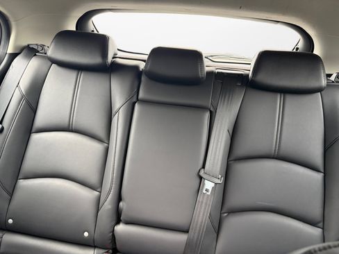 Used 2018 MAZDA MAZDA3 Touring image 12