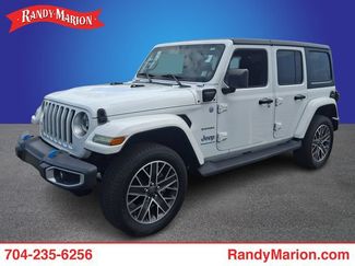 Used 2023 Jeep Wrangler Unlimited Sahara w/ Cold Weather Group AWD/4WD video 1