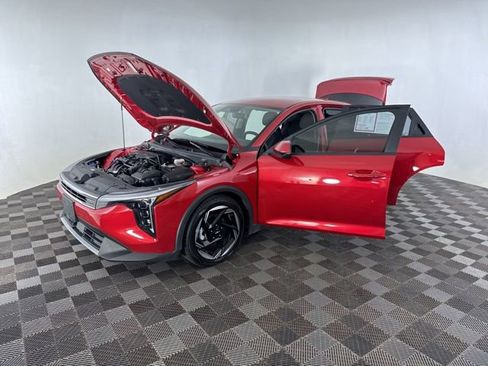 Certified 2025 Kia K4 GT-Line Turbo FWD image 12