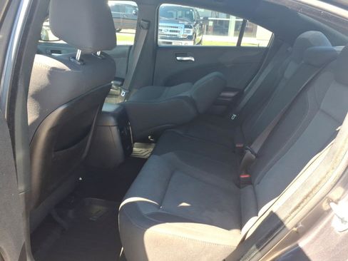 Used 2019 Dodge Charger SXT w/ Blacktop Package RWD image 14