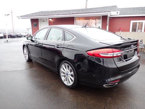 Used 2017 Ford Fusion Platinum image 4