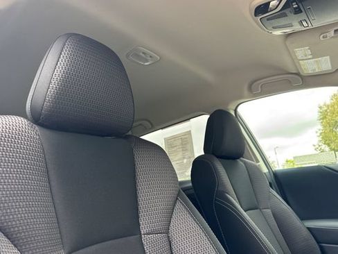 Used 2024 Subaru Outback Premium AWD/4WD image 19
