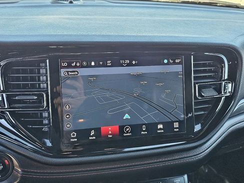 Used 2025 Dodge Durango GT image 36