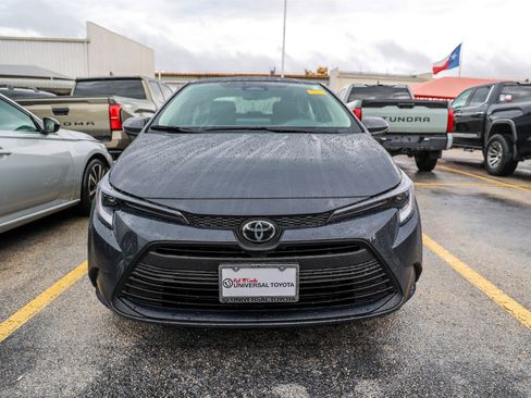 Used 2026 Toyota Corolla LE FWD image 4