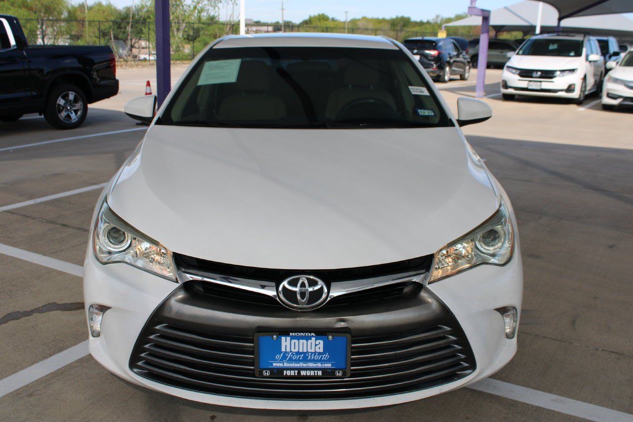 Used 2016 Toyota Camry LE FWD image 9