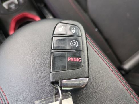 Used 2017 Jeep Renegade Trailhawk w/ Safety & Security Group AWD/4WD image 36
