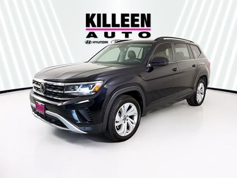 Used 2023 Volkswagen Atlas SE w/ Panoramic Sunroof Package FWD image 3