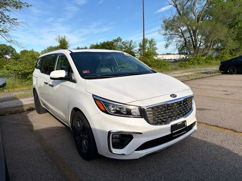 Used 2021 Kia Sedona SX FWD image 3