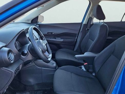 Certified 2025 Nissan Kicks Play S FWD image 10